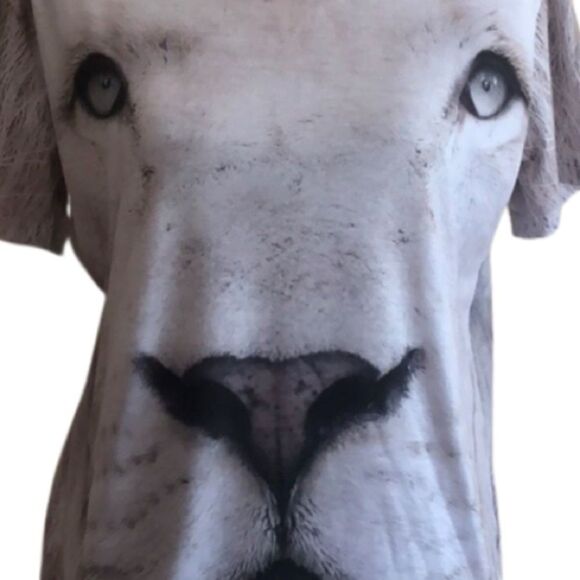Beloved White Lion Unisex Tee Size Large - Picture 3 of 7